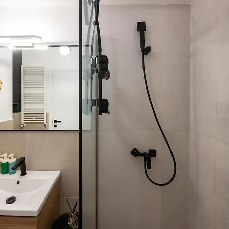 Apartman Glam In Odyssey Pools And Parking Năvodari