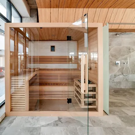 Apartman Glam In Odyssey Pools And Parking Năvodari
