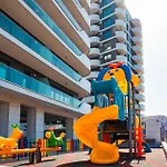 Glam In Odyssey Pools And Parking Апартаменты *