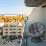 Glam In Odyssey Pools And Parking