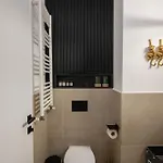 Апартаменты Glam In Odyssey Pools And Parking Нэводари