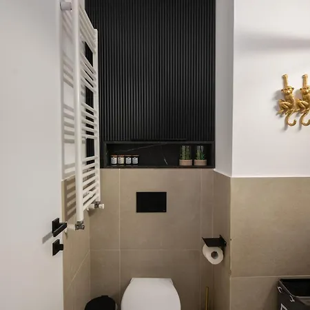 Lejlighed Glam In Odyssey Pools And Parking Năvodari